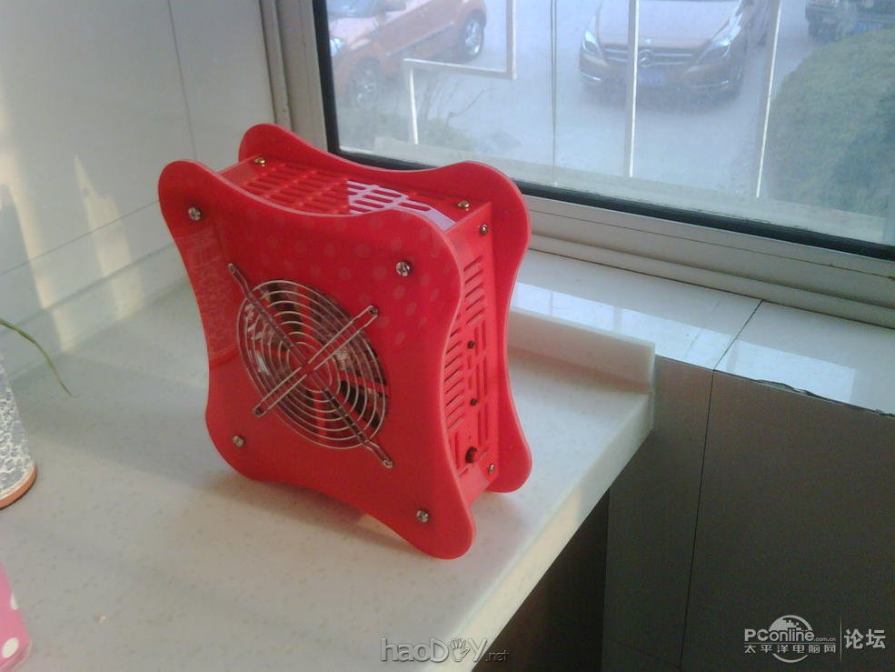 点击查看原图 给岳父母制作的超炫红色mini小机箱