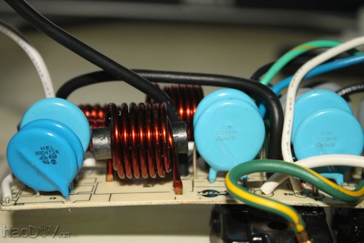 点击查看原图 不怕雷爷爷,TRIPP LIET防雷滤波排插+DIY改装