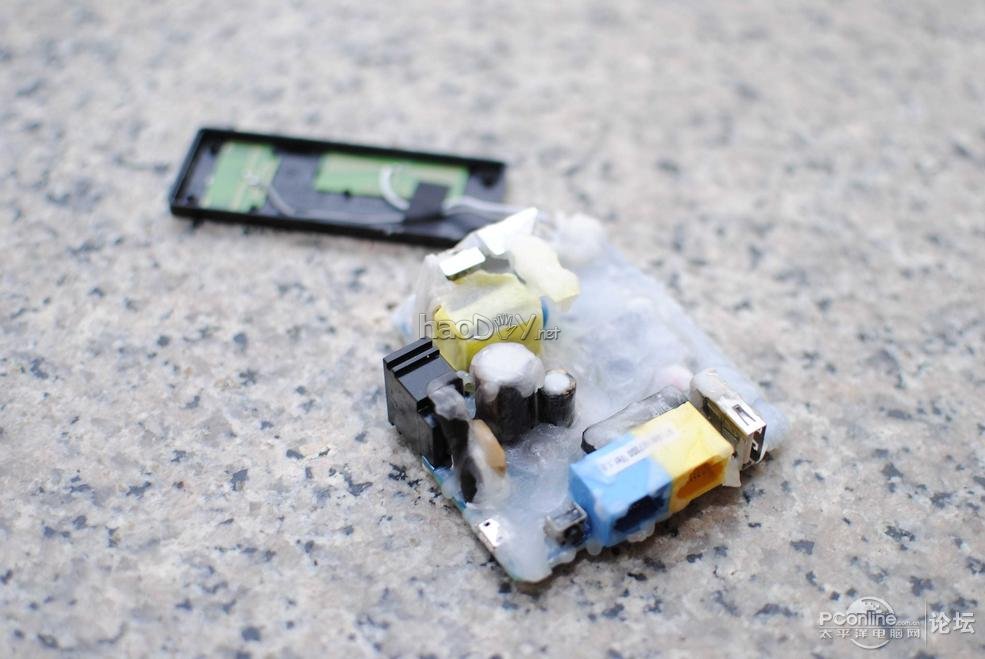 点击查看原图 NETGEAR PR2000蜡防水处理的室外使用改造