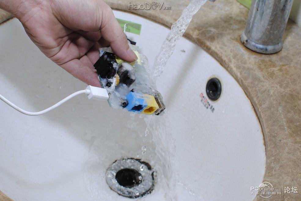 点击查看原图 NETGEAR PR2000蜡防水处理的室外使用改造