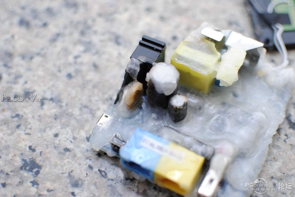 点击查看原图 NETGEAR PR2000蜡防水处理的室外使用改造