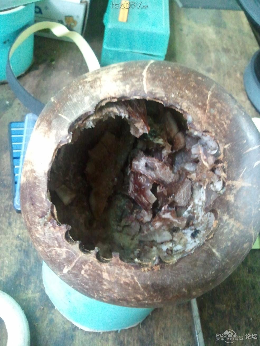 点击查看原图 做了一对椰子壳小音箱,跟大家分享一下