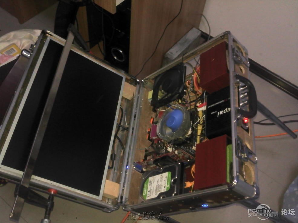 点击查看原图 自制的手提电脑升级 第二部