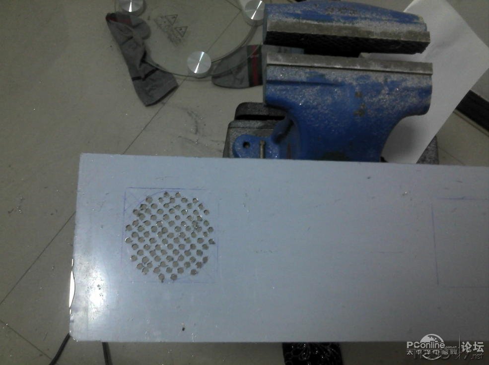 点击查看原图 自制的手提电脑升级 第二部