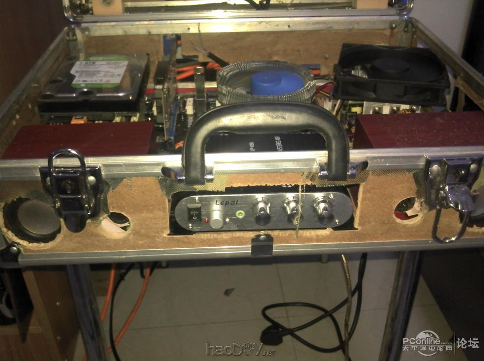 点击查看原图 自制的手提电脑升级 第二部