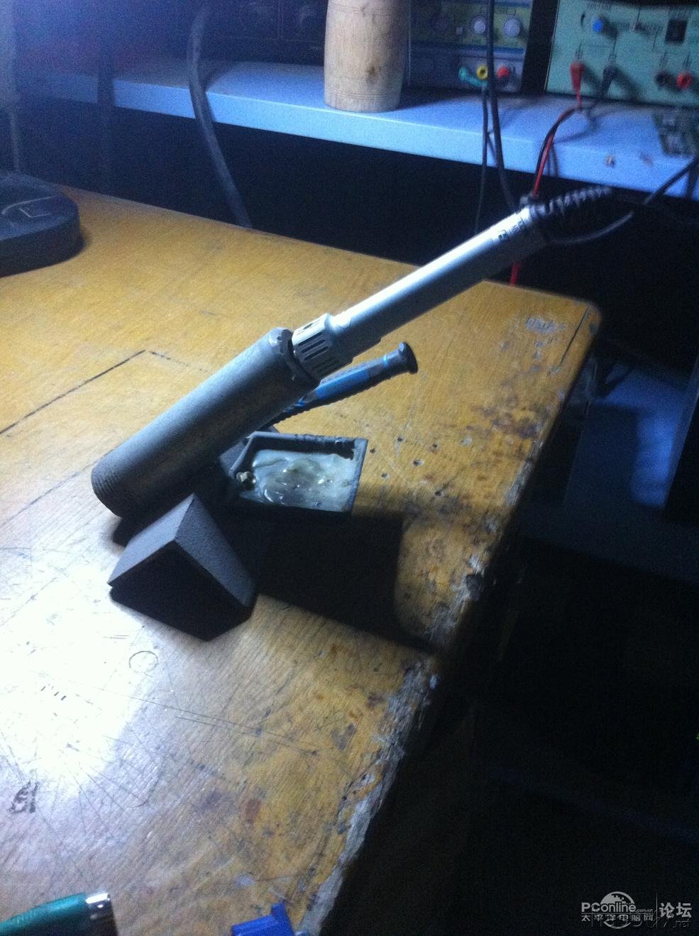 点击查看原图 自制多功能烙铁架