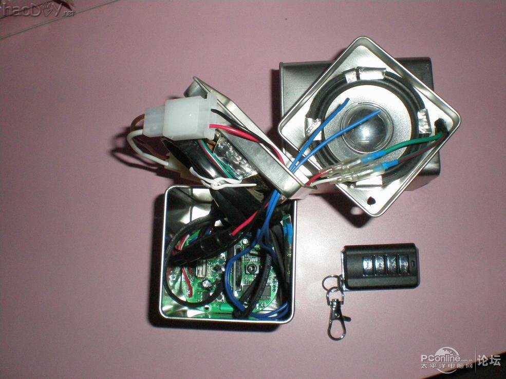 点击查看原图 非常漂亮"红罐蓝罐"茶叶罐小音箱,功能:带遥控MP3+SD读卡+读U