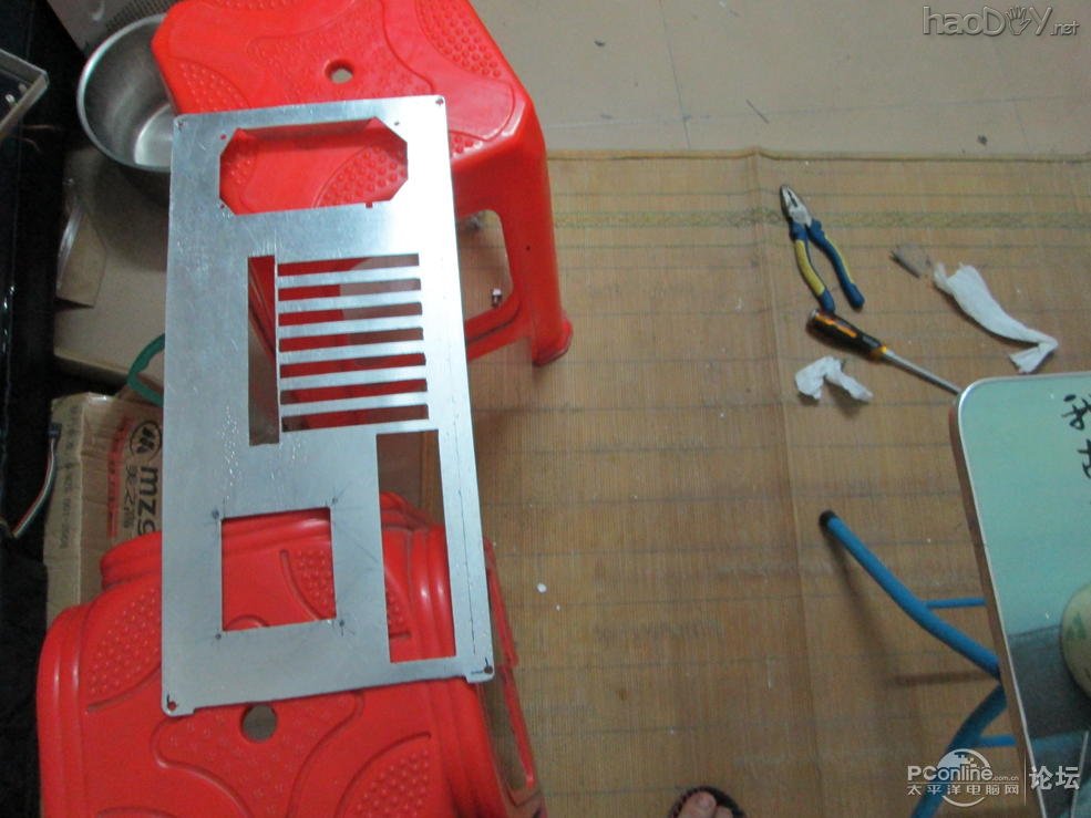 点击查看原图 手工DIY的全铝机箱