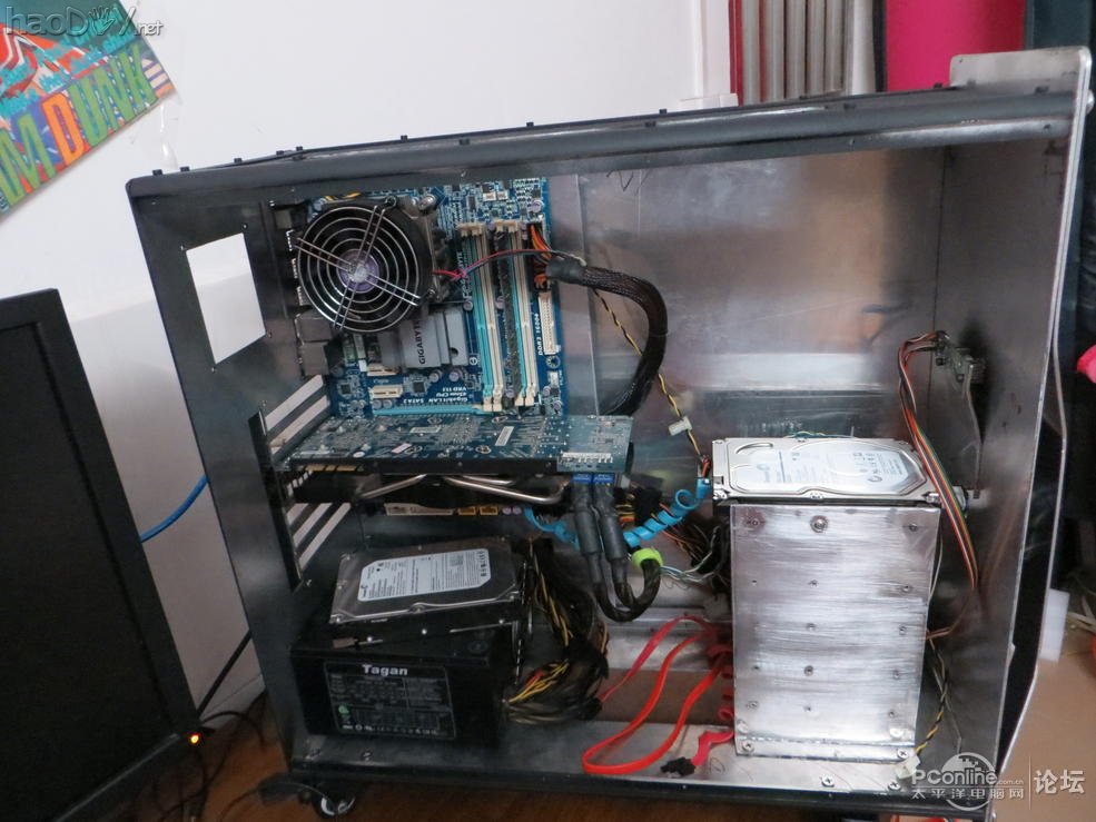 点击查看原图 手工DIY的全铝机箱