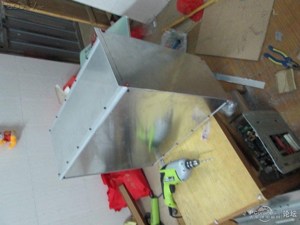 点击查看原图 手工DIY的全铝机箱