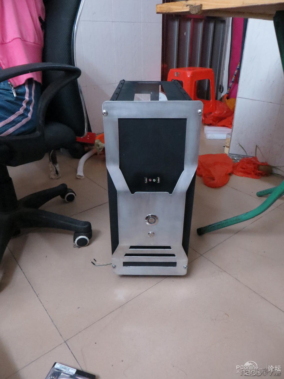 点击查看原图 手工DIY的全铝机箱