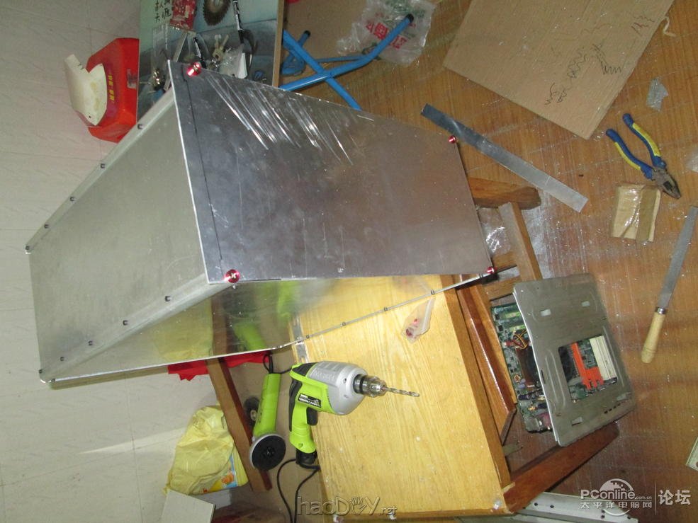 点击查看原图 手工DIY的全铝机箱