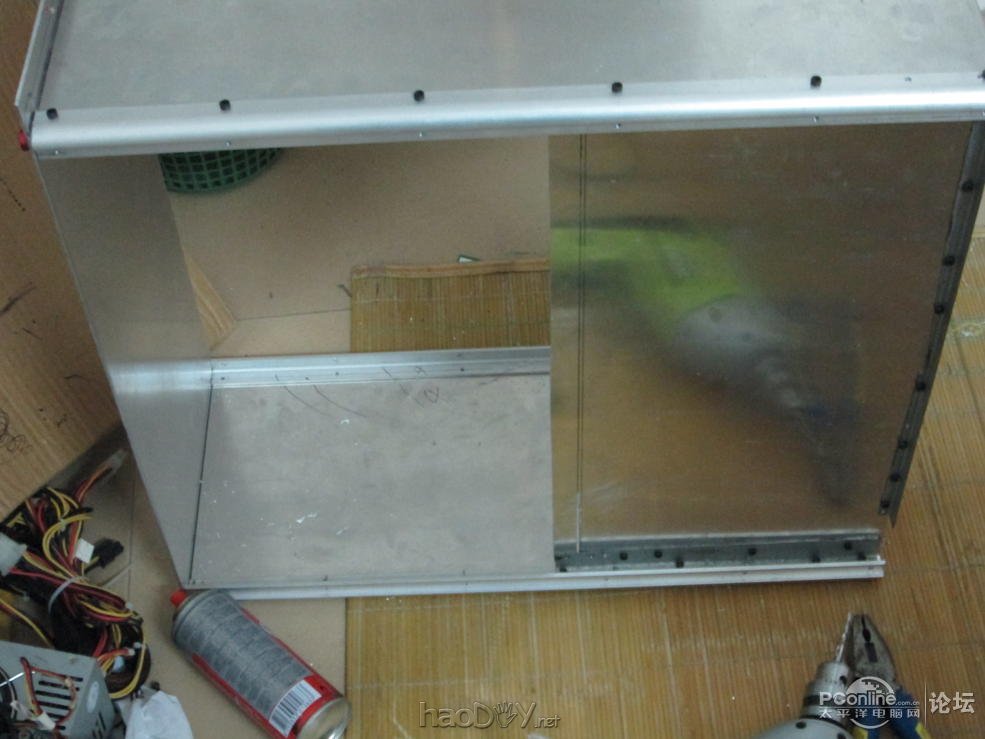 点击查看原图 手工DIY的全铝机箱