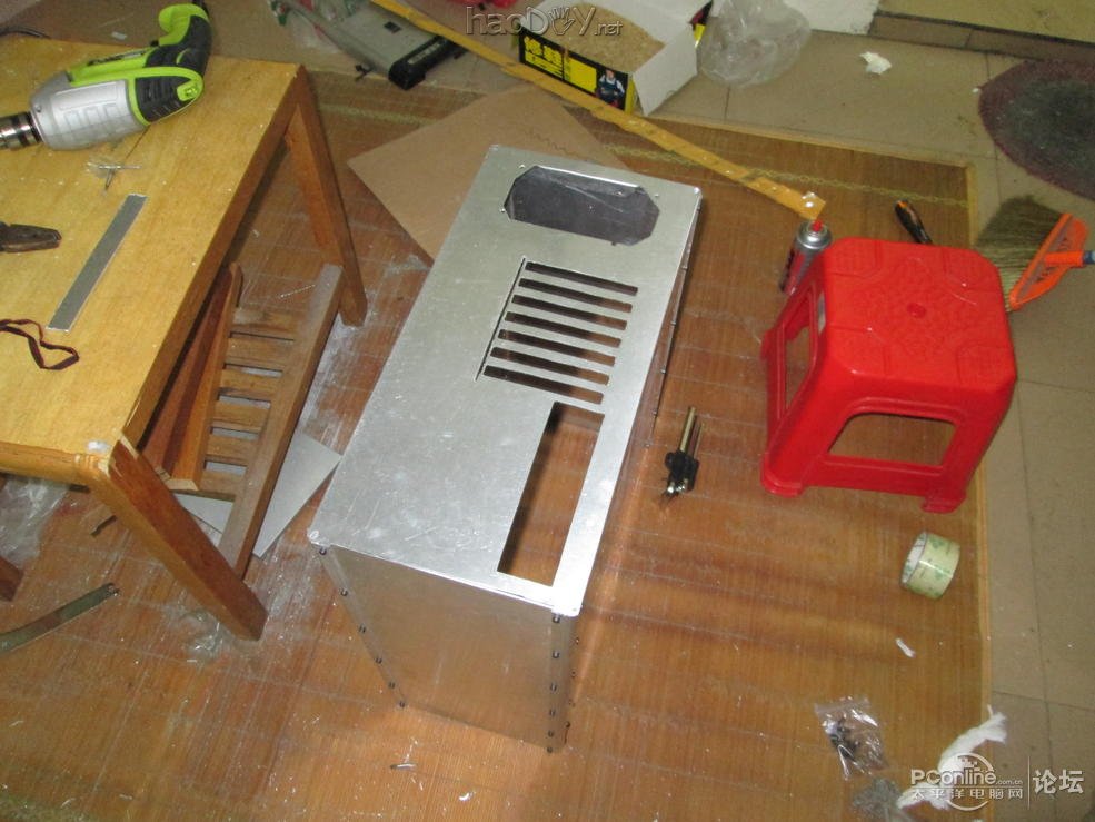 点击查看原图 手工DIY的全铝机箱