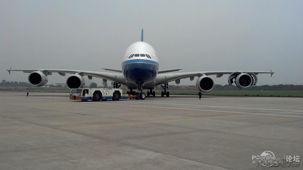 点击查看原图 全手工仿制+改造纯铝散热片+航空插头电脑机箱