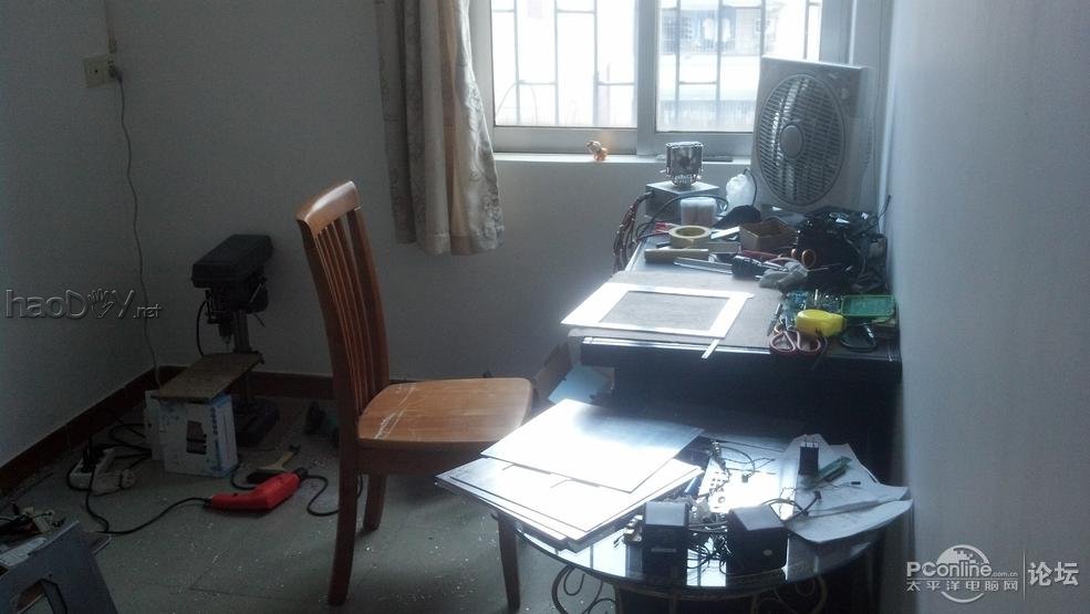 点击查看原图 全手工仿制+改造纯铝散热片+航空插头电脑机箱