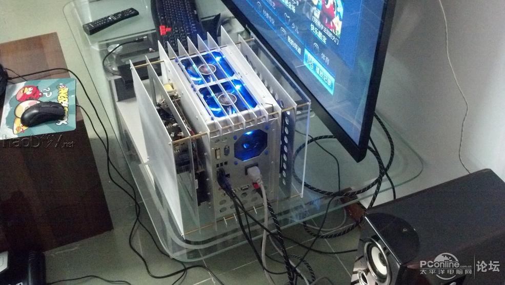 点击查看原图 全手工仿制+改造纯铝散热片+航空插头电脑机箱