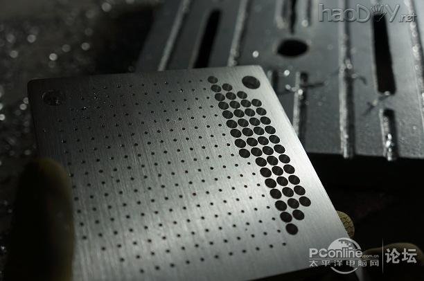 点击查看原图 你也可以拥有:终极电脑小机箱的制作过程