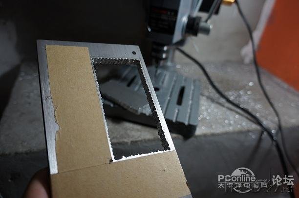 点击查看原图 你也可以拥有:终极电脑小机箱的制作过程