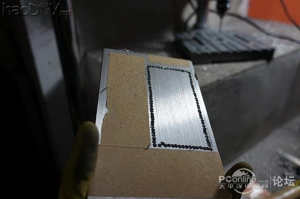 点击查看原图 你也可以拥有:终极电脑小机箱的制作过程