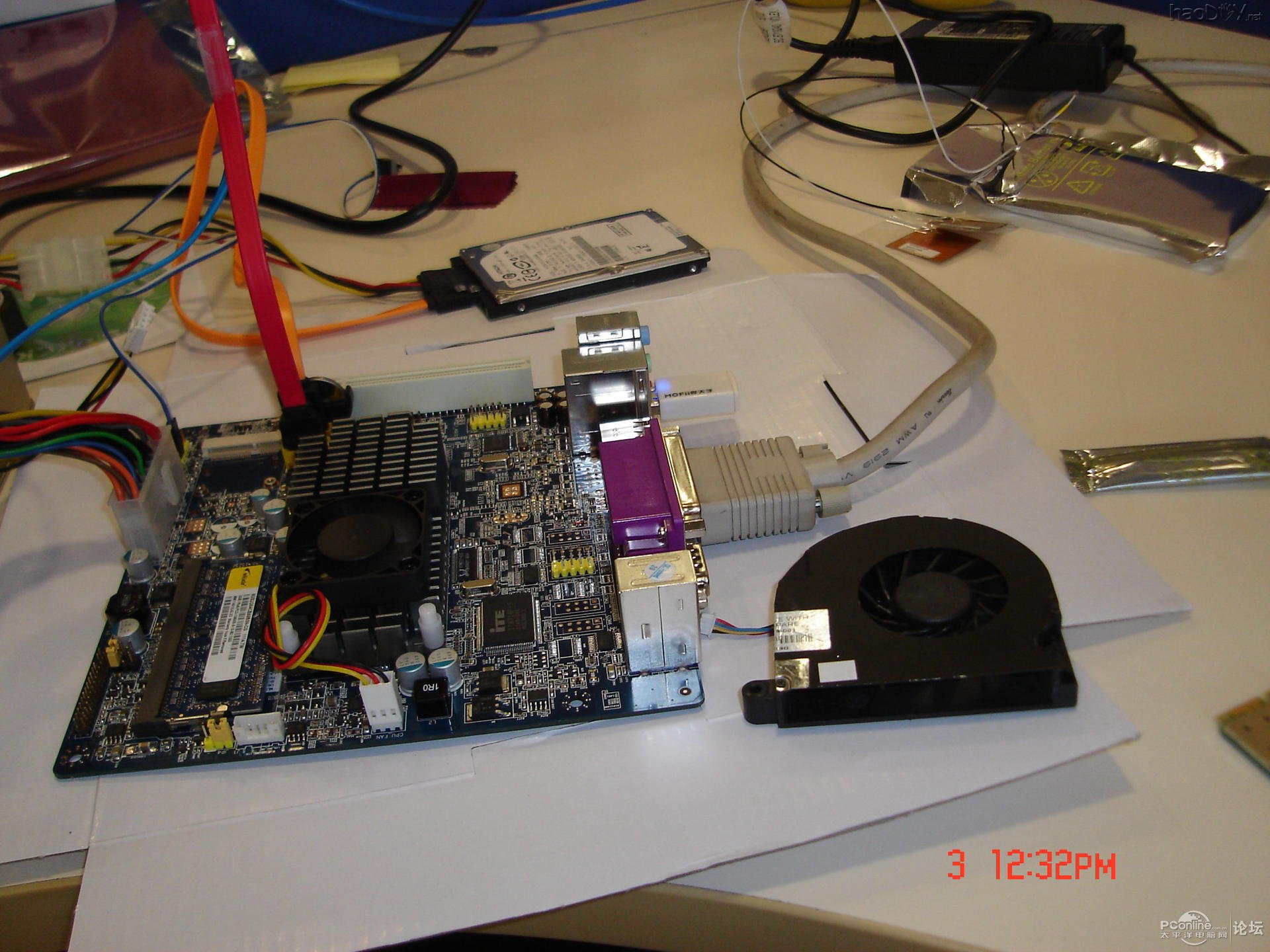 点击查看原图 月饼盒的机器电脑主机