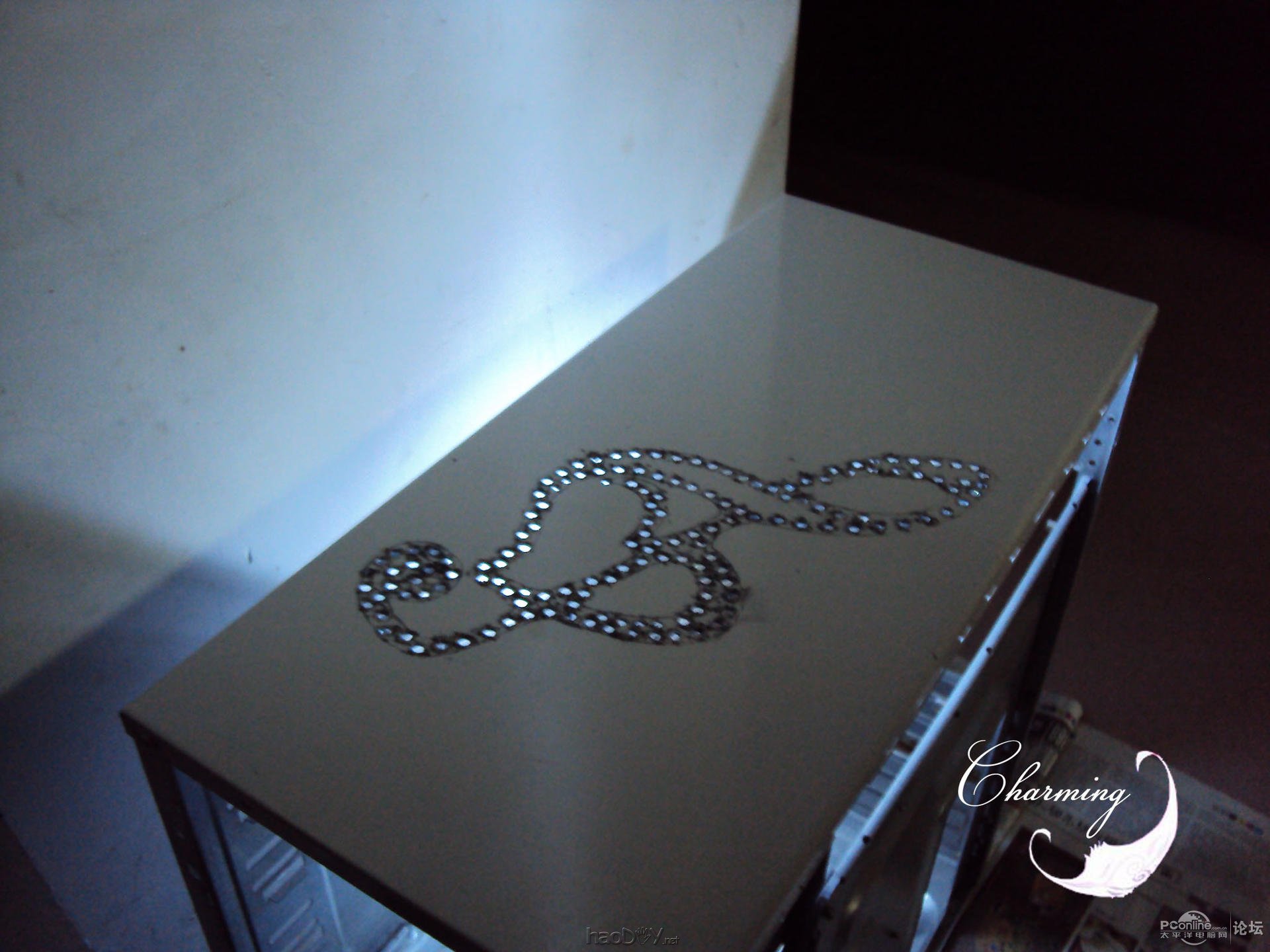 µã»÷²é¿´Ôͼ ÉúÈÕ¤Î×÷£º¡°¶¬¼¾Áµ¸è¡±¡£°×É«¿Ø¡¢Î¨ÃÀ¿ØµçÄÔÖ÷»úÏä