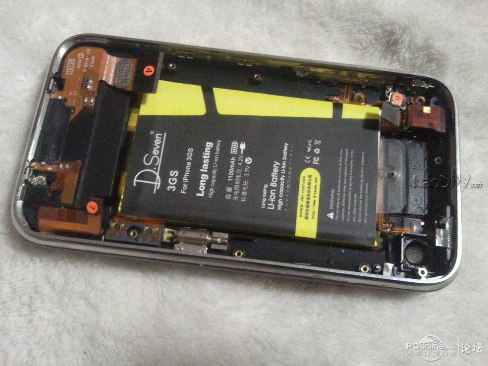 点击查看原图 苹果遇上我--IPHONE3gs换“电池心”手术中