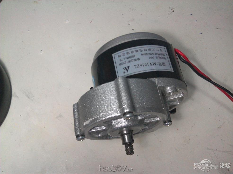 点击查看原图 一个准初中生diy手摇发电机充电