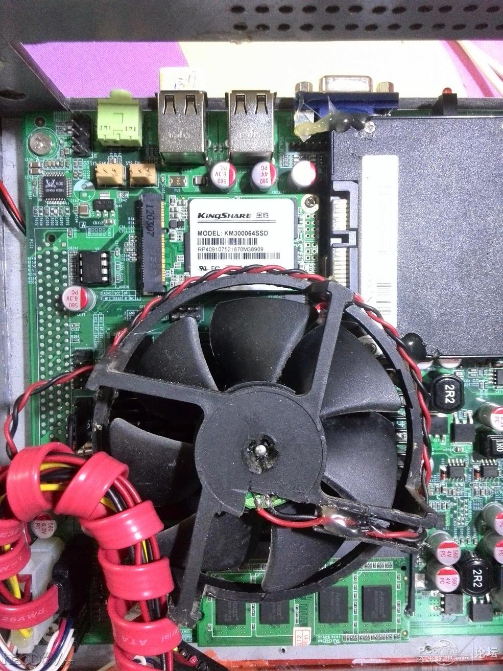 点击查看原图 看大家都在发HTPC,我也发一个用太阳能供电的主机