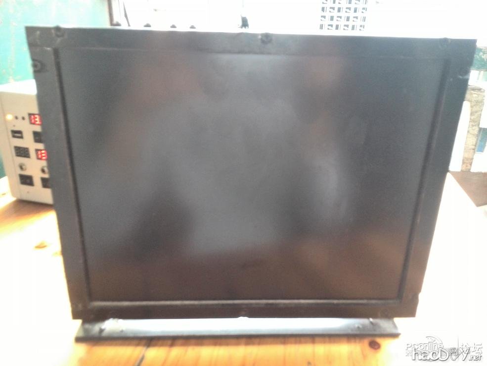 点击查看原图 看大家都在发HTPC,我也发一个用太阳能供电的主机