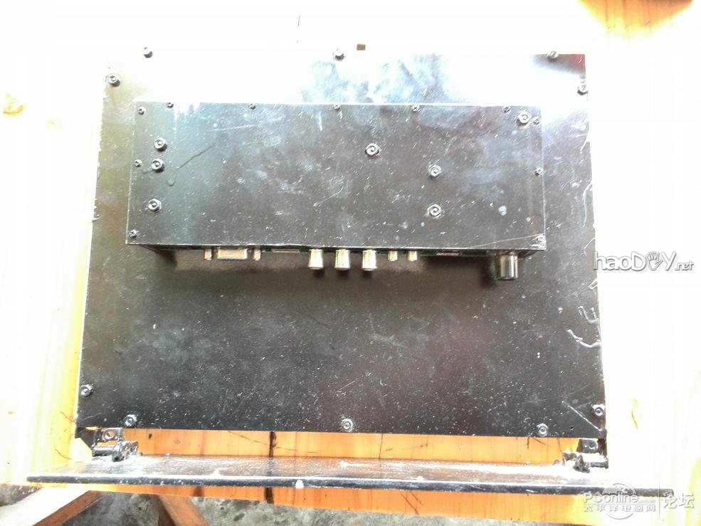 点击查看原图 看大家都在发HTPC,我也发一个用太阳能供电的主机