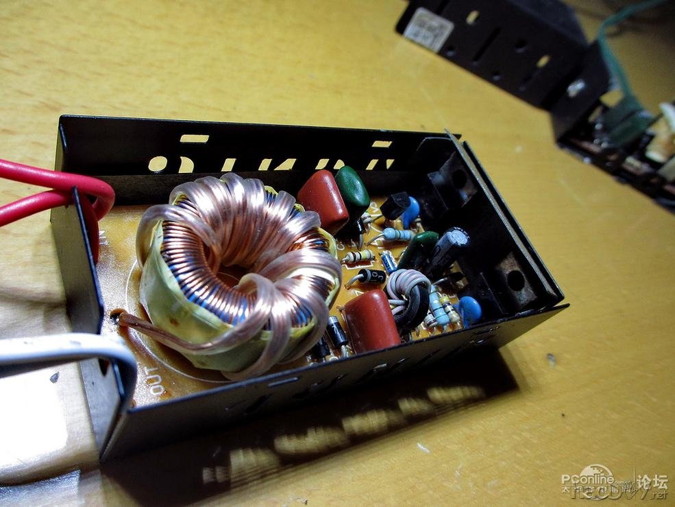 点击查看原图 巧改卤素灯珠为led灯,低碳环保长寿命