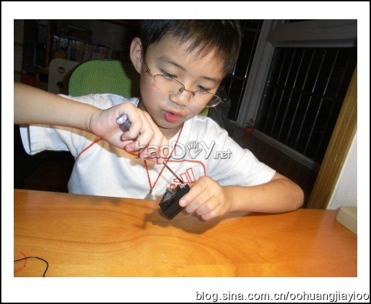 小实验--手摇发电机 益智科学科技小实验发明--手摇发电机