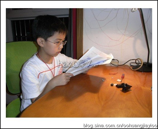 小实验--手摇发电机 益智科学科技小实验发明--手摇发电机