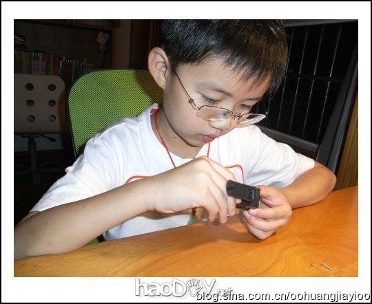 小实验--手摇发电机 益智科学科技小实验发明--手摇发电机