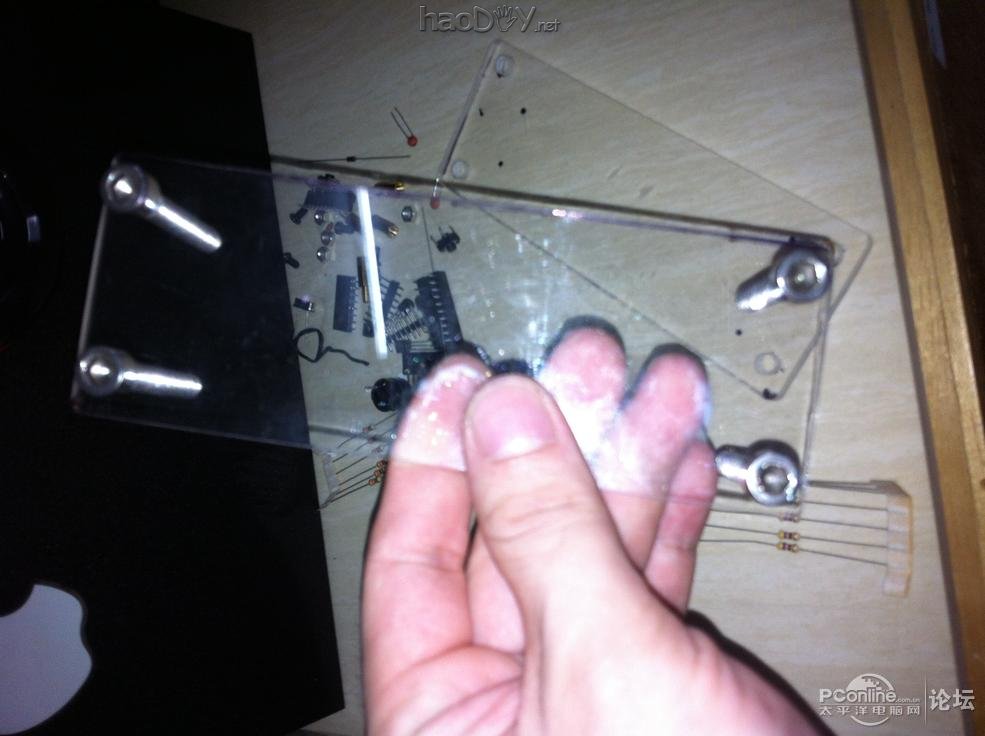 点击查看原图 制作数码管桌面时钟电子钟+亚克力光污染 科技感十足