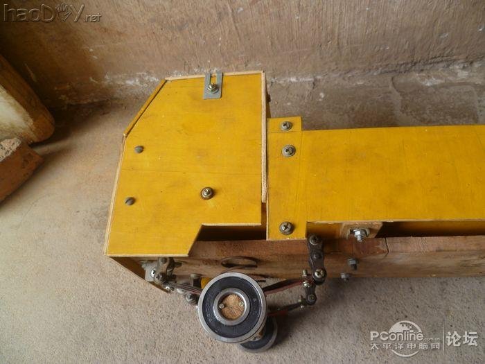 点击查看原图 重温一下多年前的作品!小车模型