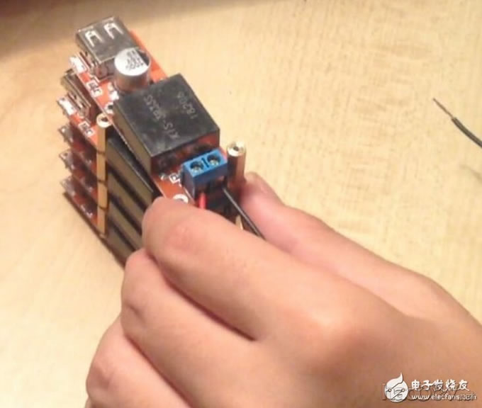 变废为宝,笔记本旧电源改造降压5v的USB充电器