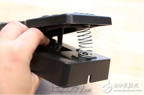 脚踏发电机制作手机数码产品充电器