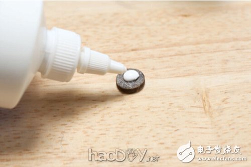 脚踏发电机制作手机数码产品充电器