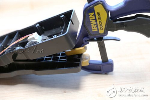 脚踏发电机制作手机数码产品充电器