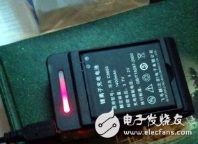 专业工程师制作的DIY多功能移动电源充电器