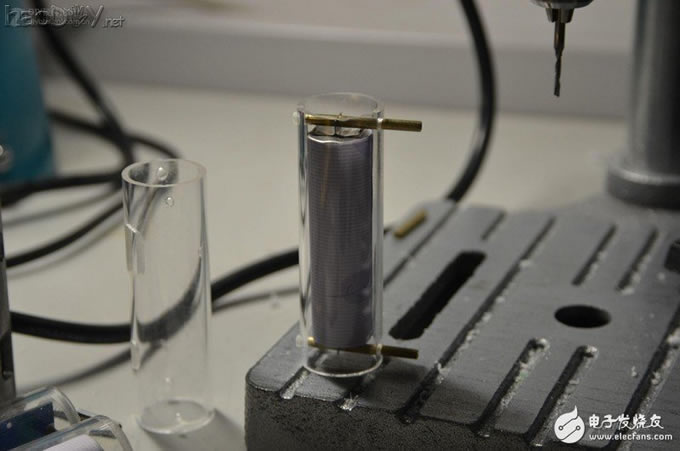 专业工程师制作的DIY多功能移动电源充电器