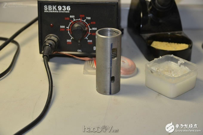 专业工程师制作的DIY多功能移动电源充电器