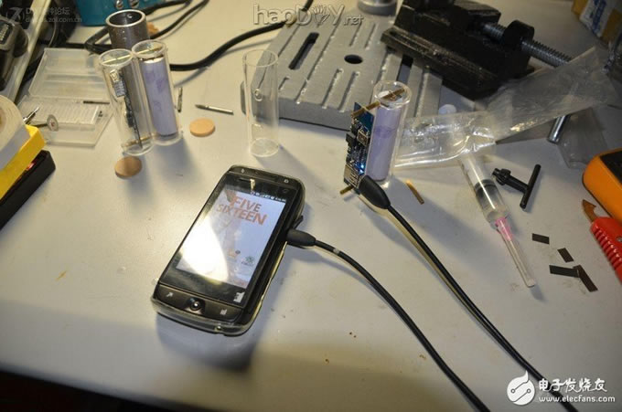 专业工程师制作的DIY多功能移动电源充电器