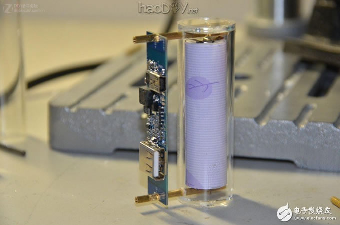 专业工程师制作的DIY多功能移动电源充电器