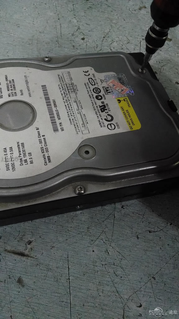 点击查看原图 硬盘变身记!LZ 怒改复古表电子钟