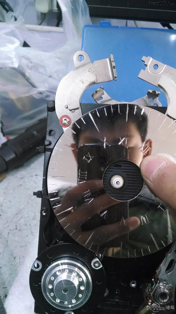 点击查看原图 硬盘变身记!LZ 怒改复古表电子钟