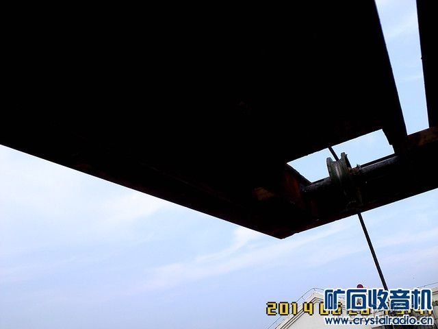 picture_3221.jpg 自制楼台吊车