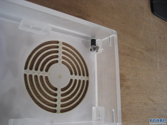 23.jpg FM-大号2P3收音机精心制作